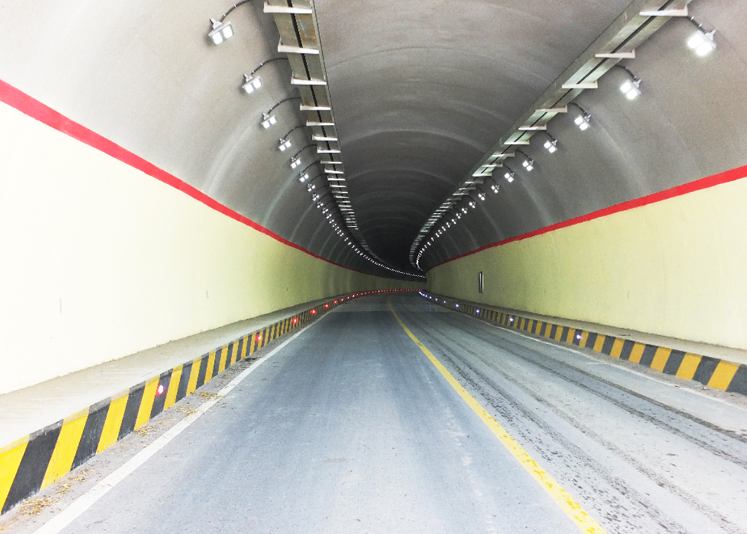 Quaint tunnels in Gannandzoni County
